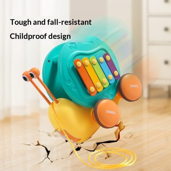 multi functional rope pulling snail